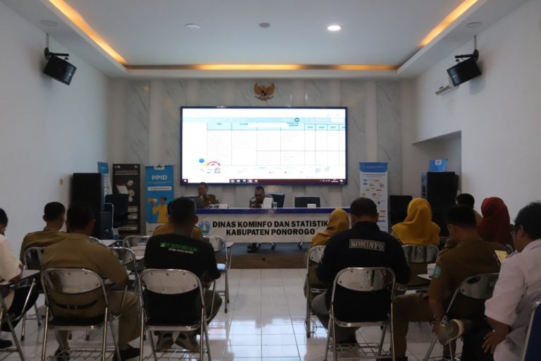 Dinas Kominfo-Statistik Ponorogo Kawal Ketat SPBE, Literasi Digital, hingga SADAP