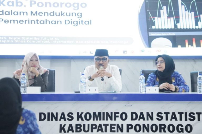 PR Besar Dinas Kominfo dan Statistik Ponorogo Verifikasi 1.502 Daftar Data